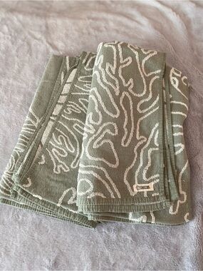 SandCloud 100%organic cotton set of 2 Sea Turtle Reef Deep Ocean beach towels
